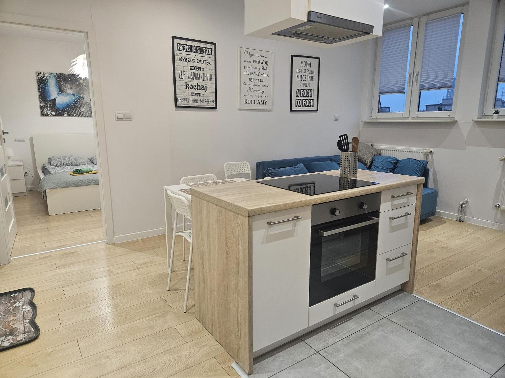 Urban Jungle Apartment In The City Center 比亚韦斯托克 外观 照片